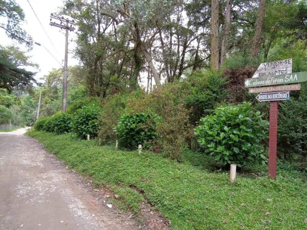 Hospedagem Shangrilá - Colônia SAA Campos do Jordão Esterno foto