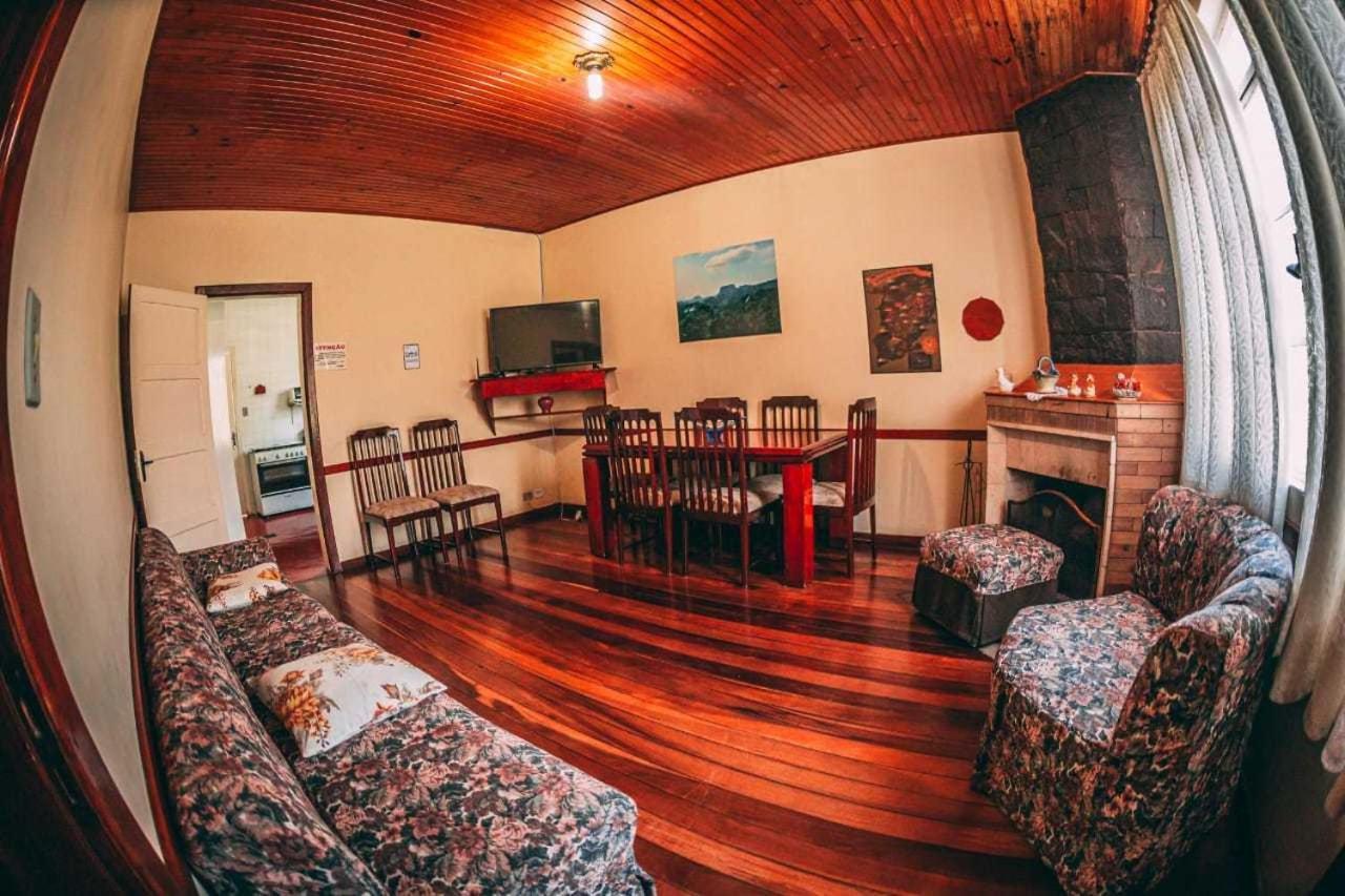 Hospedagem Shangrilá - Colônia SAA Campos do Jordão Esterno foto